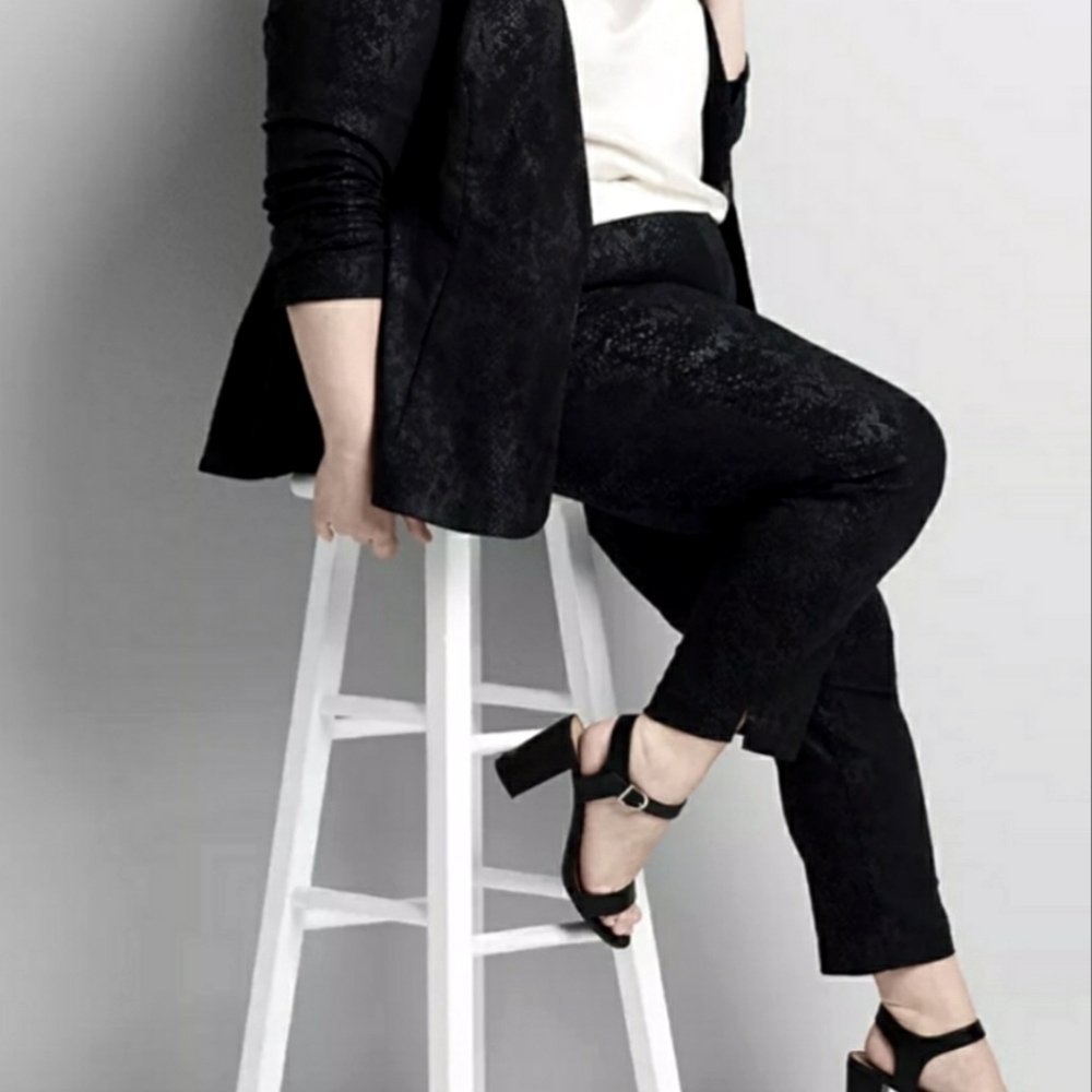 Signature Fit Snake Print Ankle Allie Pant 26 28